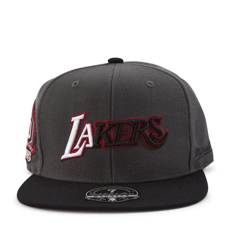 Born And B Fitted HWC