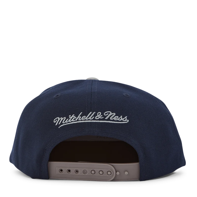 Bulls Navy Spirit Script Snapback