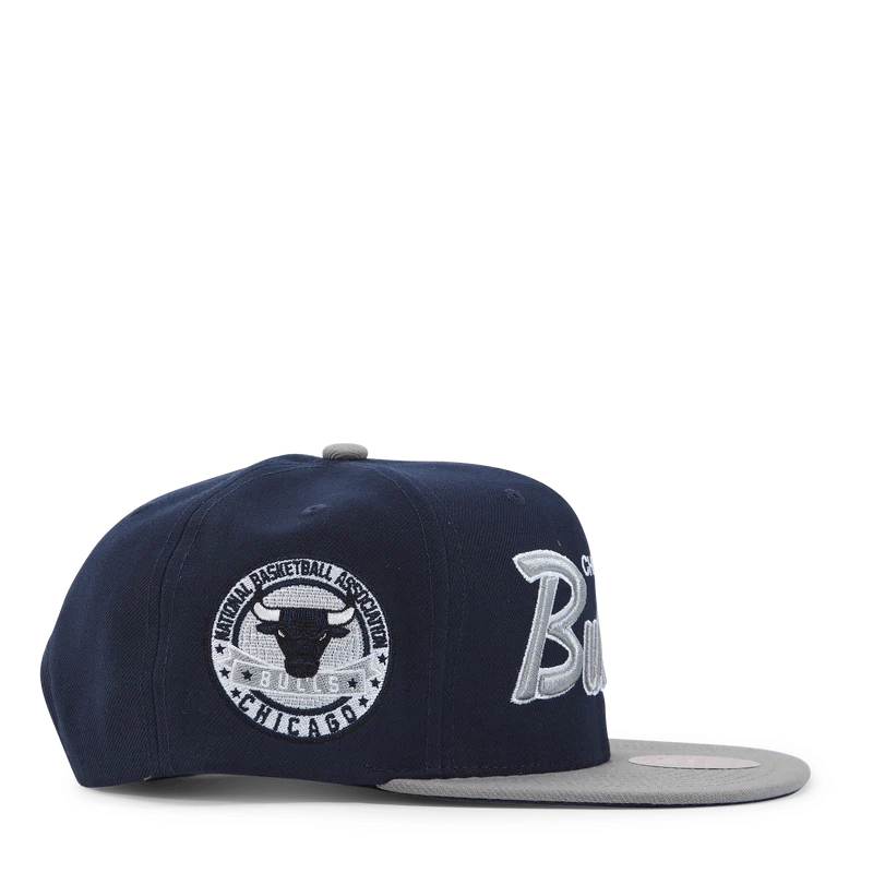 Bulls Navy Spirit Script Snapback
