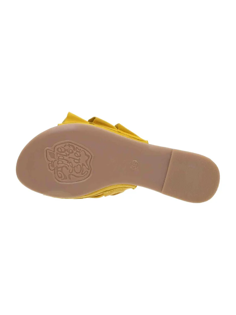 Shelby 23 yellow