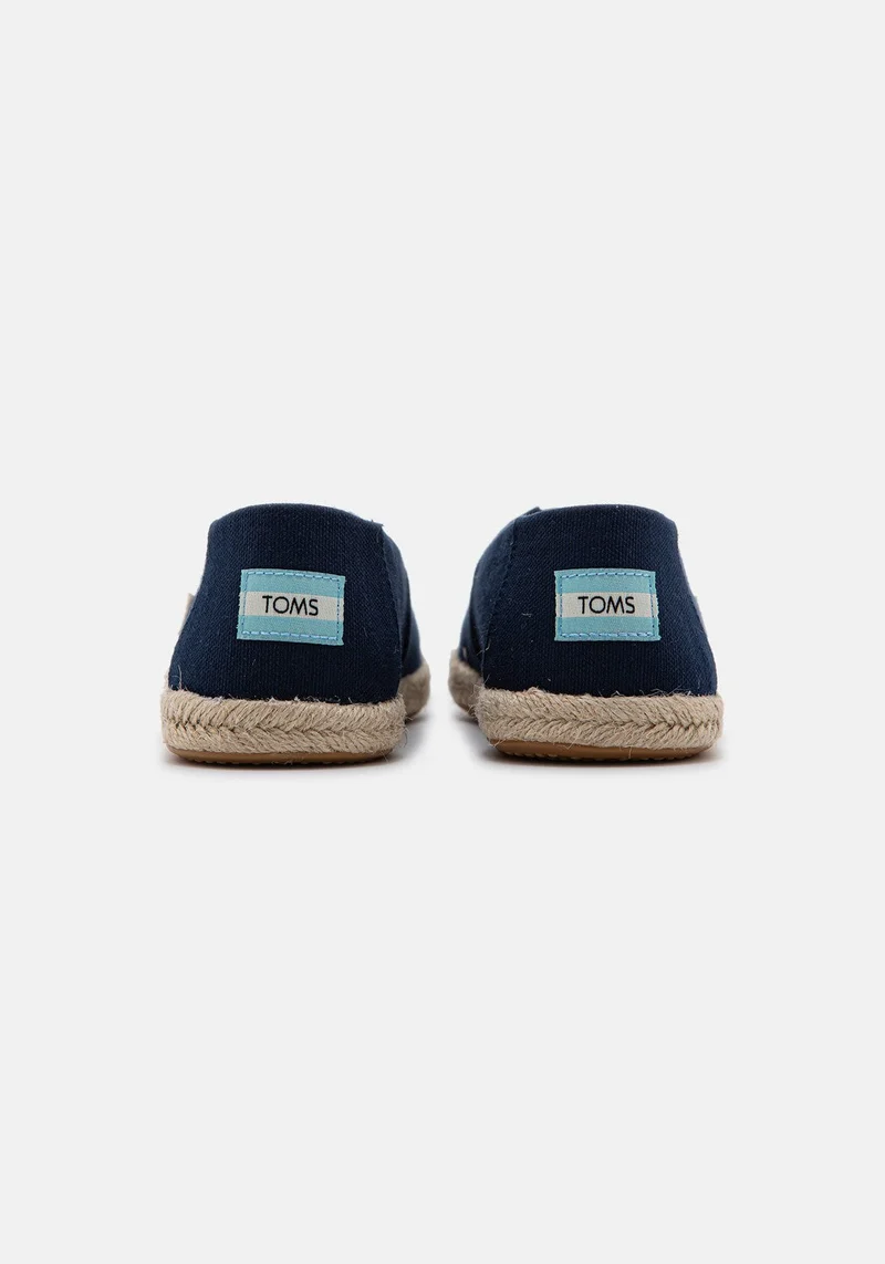 10016255 WM Woven Slubby navy