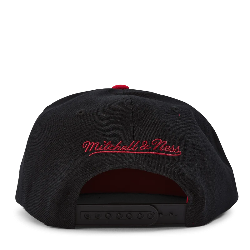 Born And B Snapback