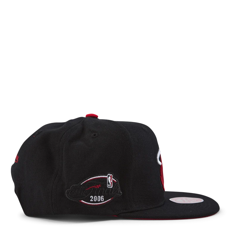 Born And B Snapback