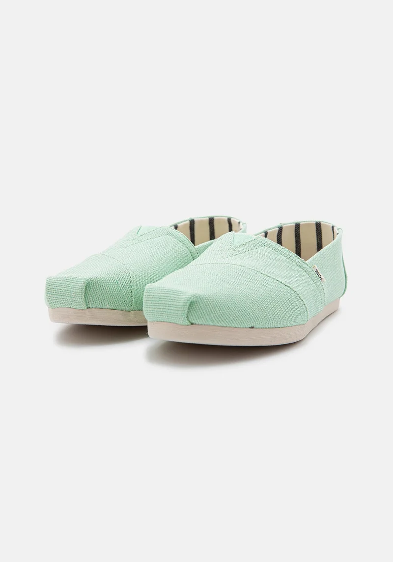 10016519 WM Heritage Canvas pastel green