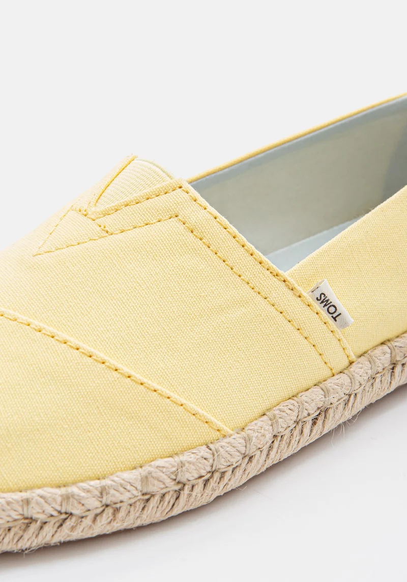 10015045 WM Canvas PLT dye yellow