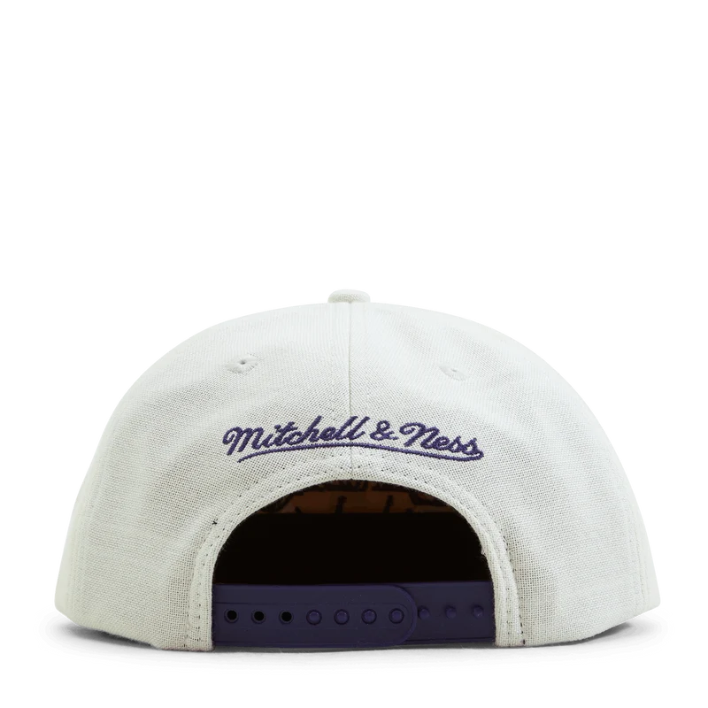 Cut Away Snapback Off