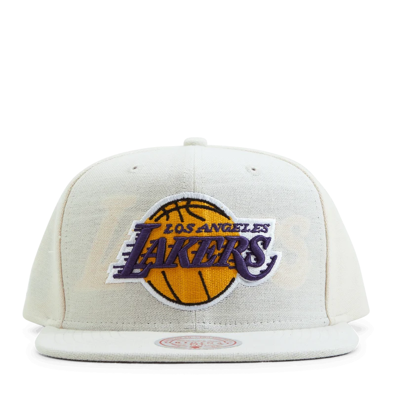 Cut Away Snapback Off