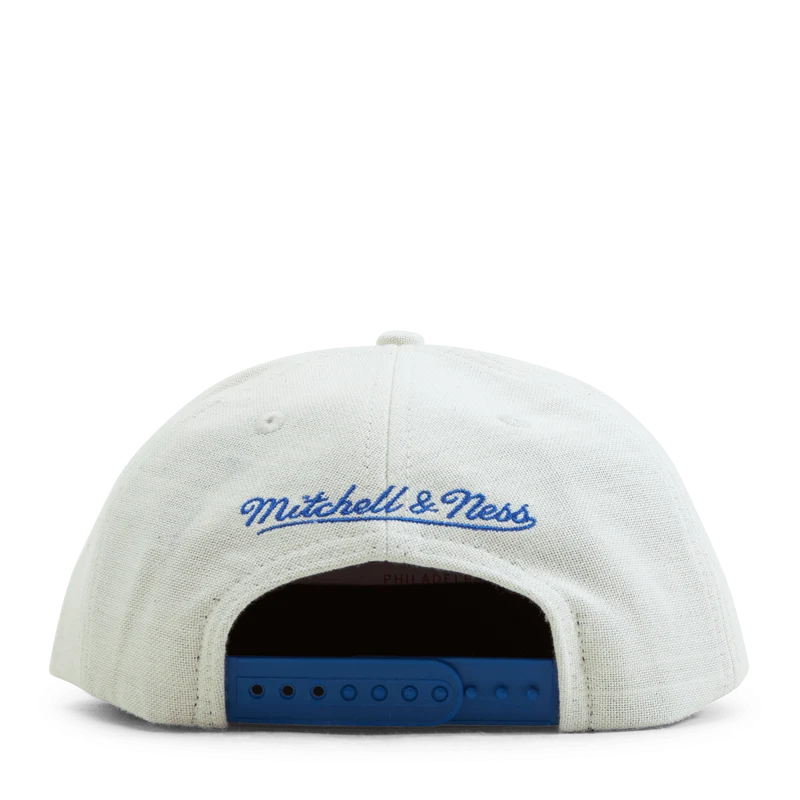 Cut Away Snapback Off