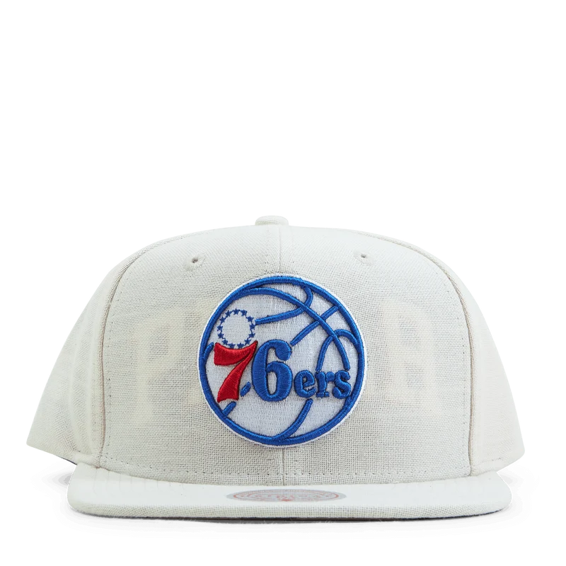 Cut Away Snapback Off