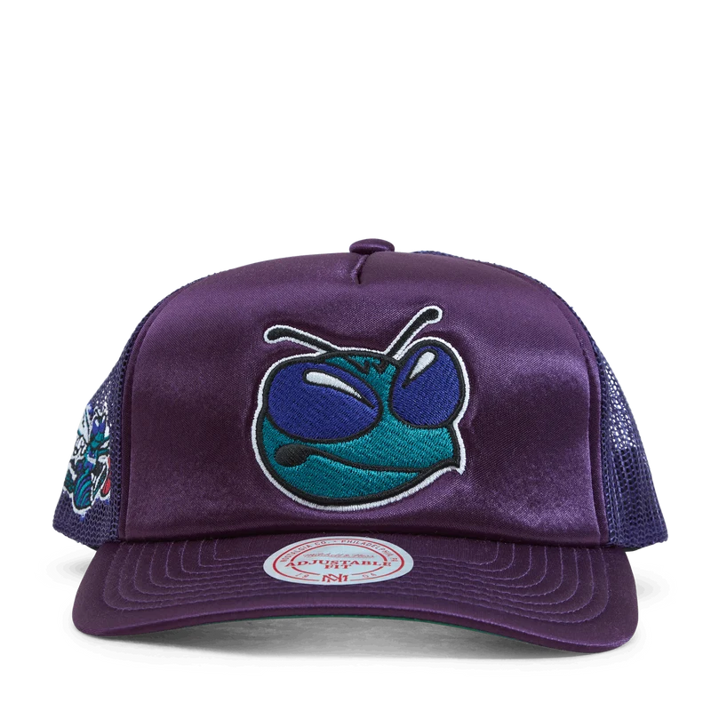 Hornets Logo Remix Trucker Snapback