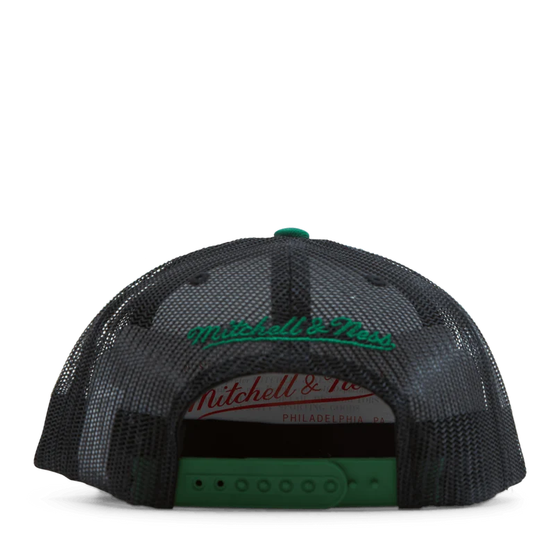 Celtics 86 Champs Trucker