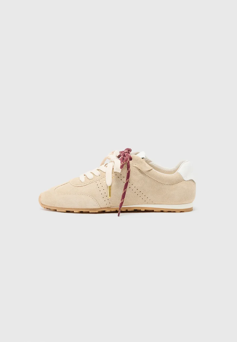 Billy Lou beige suede