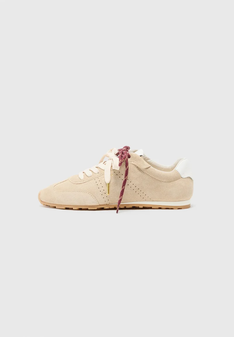 Billy Lou beige suede