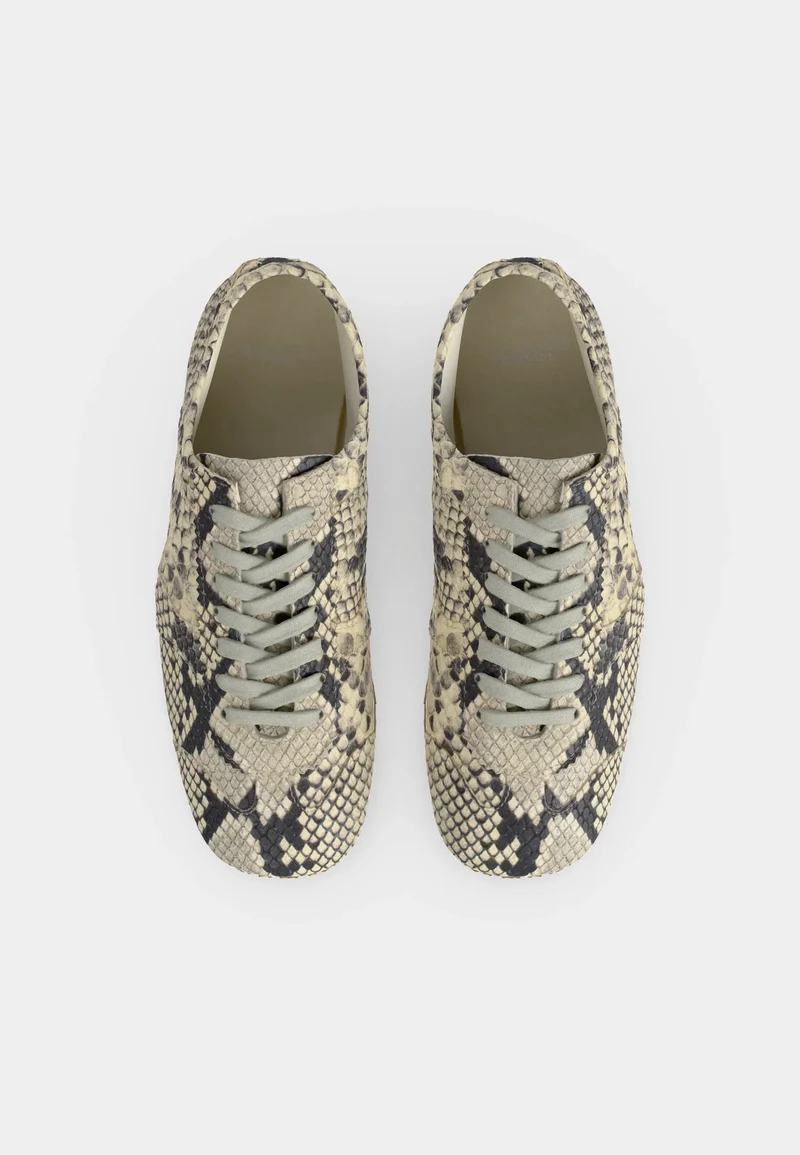CPH717 Leather snake cream