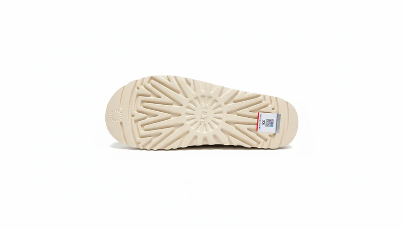 W Goldenstar Gleam chestnut