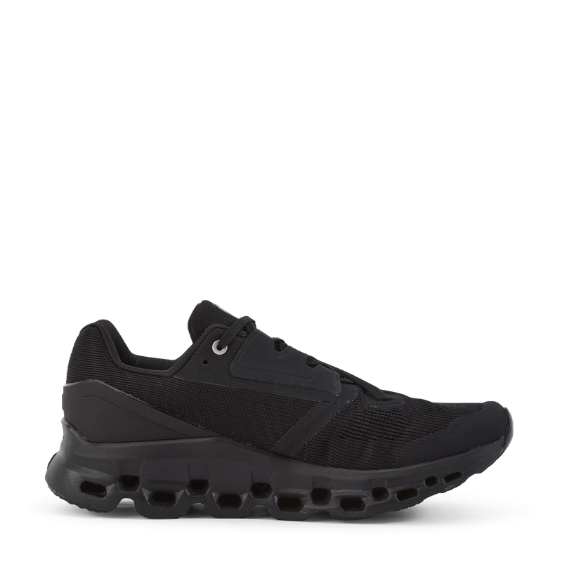 Cloudstratus M Black