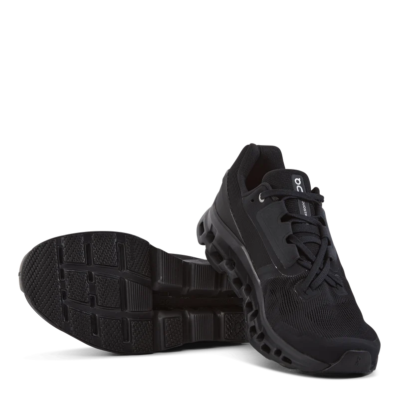 Cloudstratus M Black