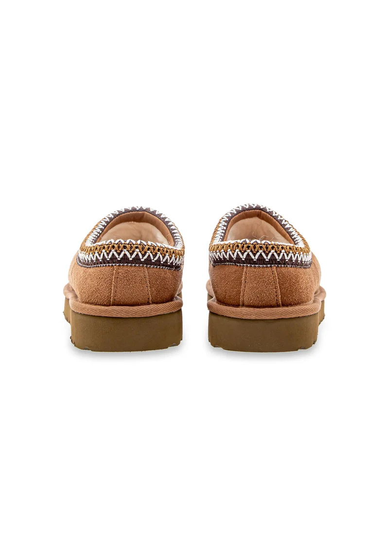 Tasman W chestnut
