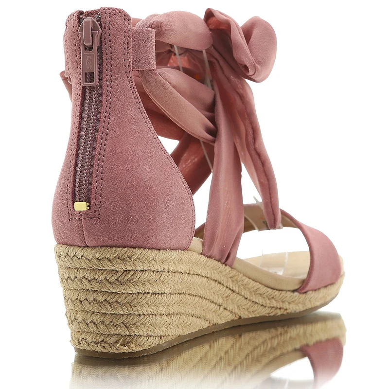 Trina pink dawn