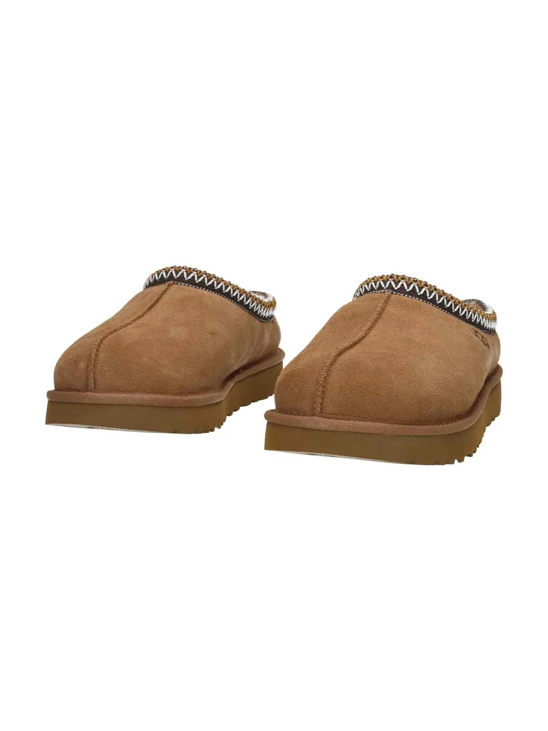 W Tasman Ii chestnut