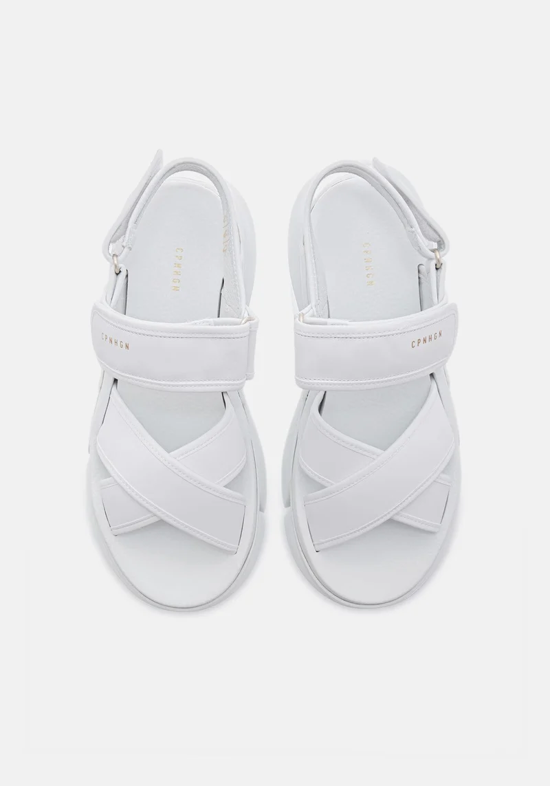 CPH708 - material mix - white