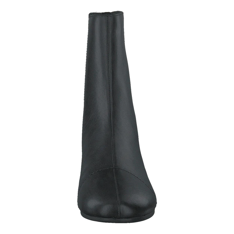 2001 Black