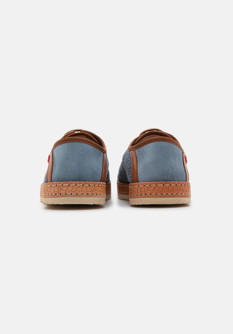 Bluish 2 blue/cognac