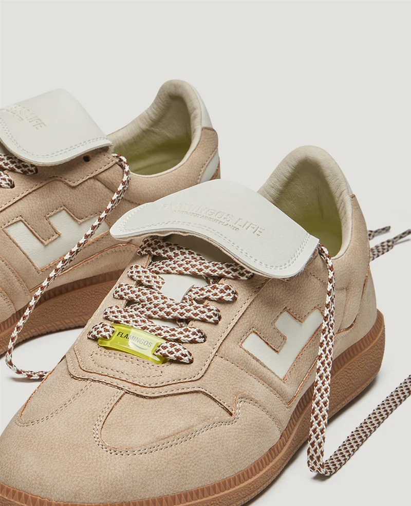 Burela Slim Player suede taupe