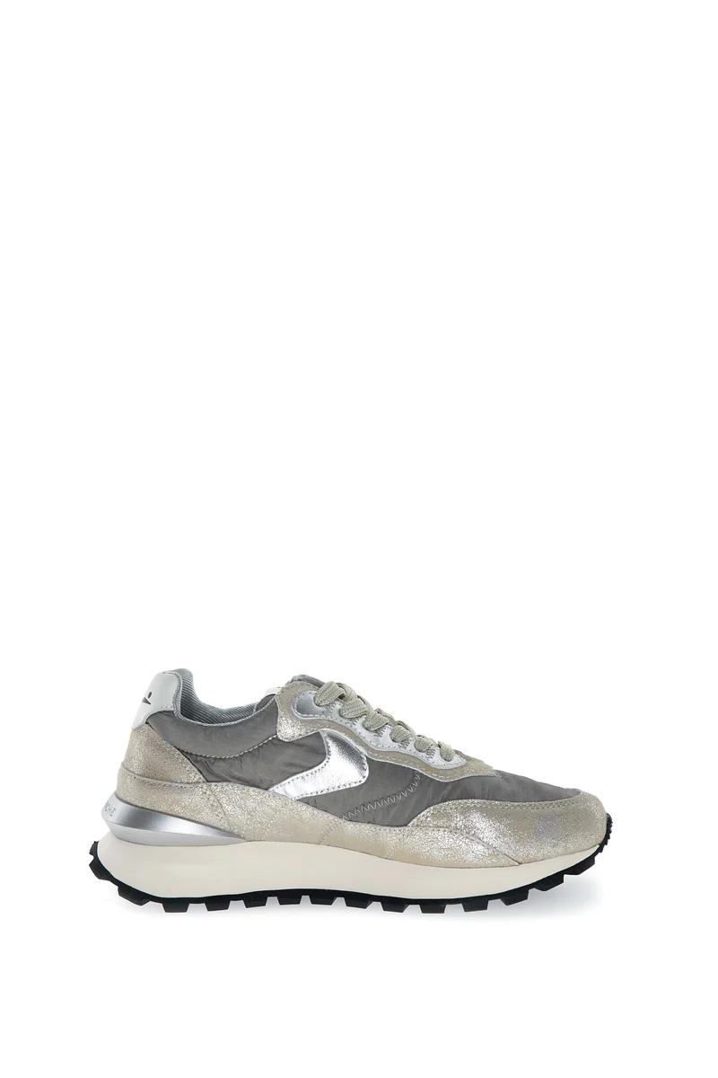Qwark Hype Woman. Metallic Brushed Goat/Nylon silver grey