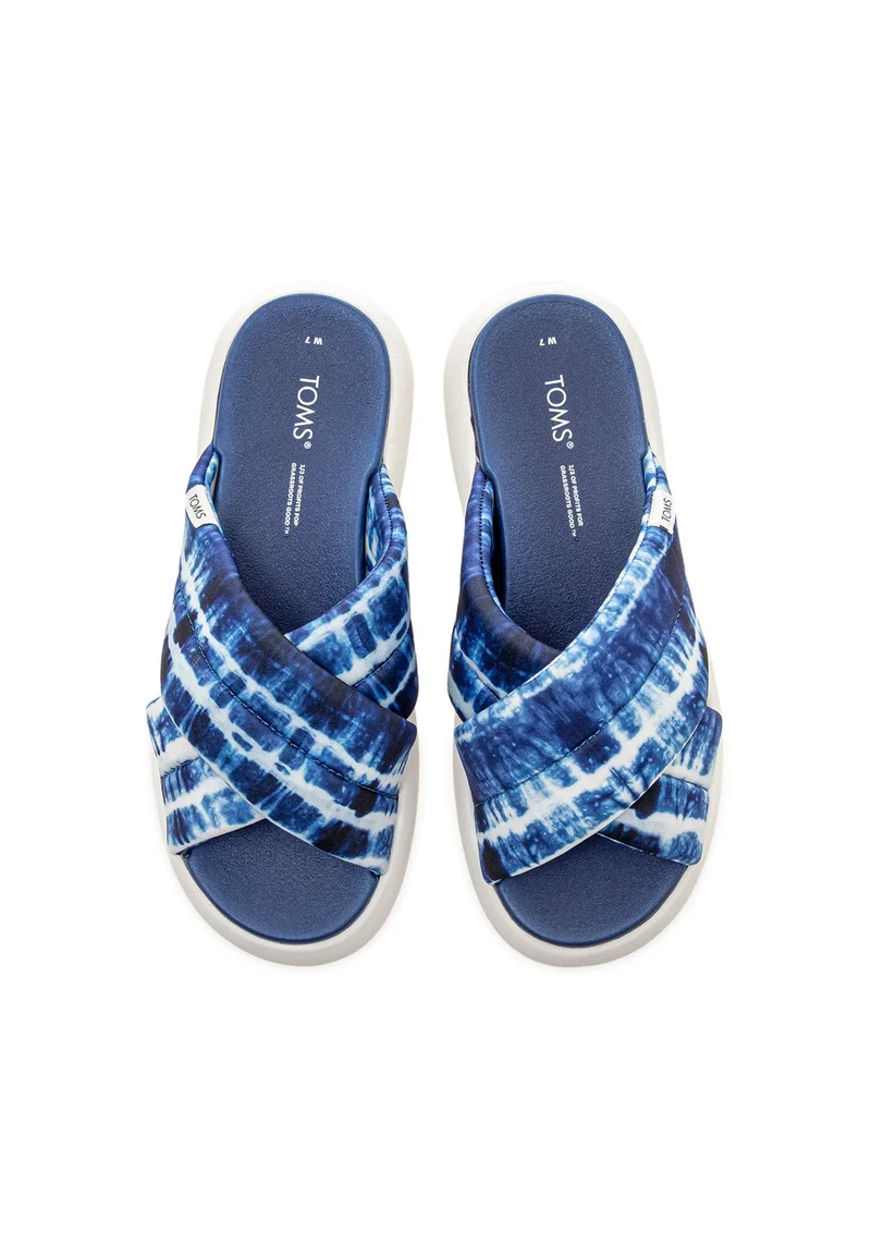 10017858 WM Alpargata Mallow Cross navy
