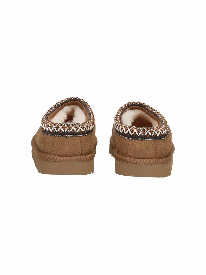 T Tasman II chestnut