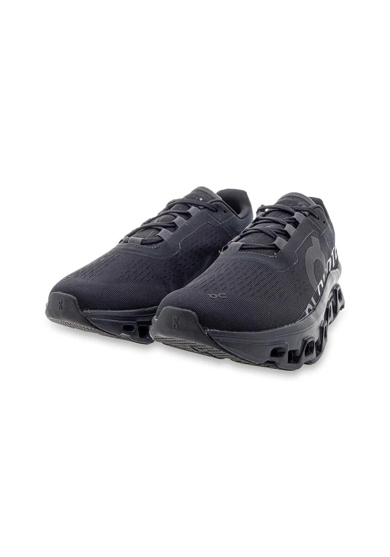 61.99025 M Cloudmonster all black