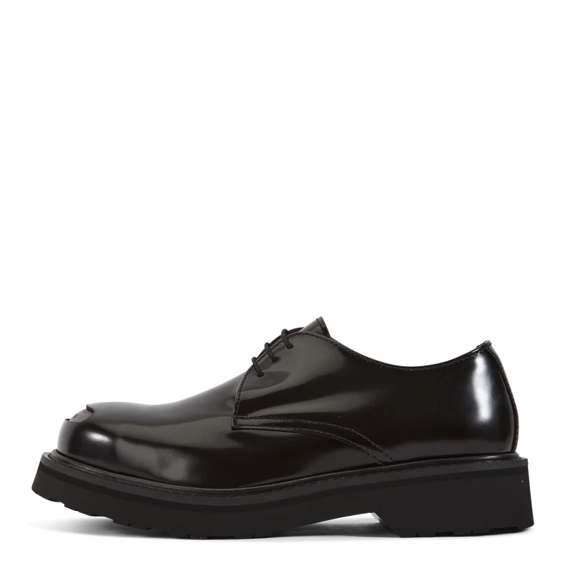 Derby Black