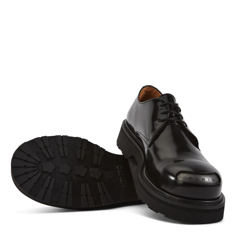 Derby Black