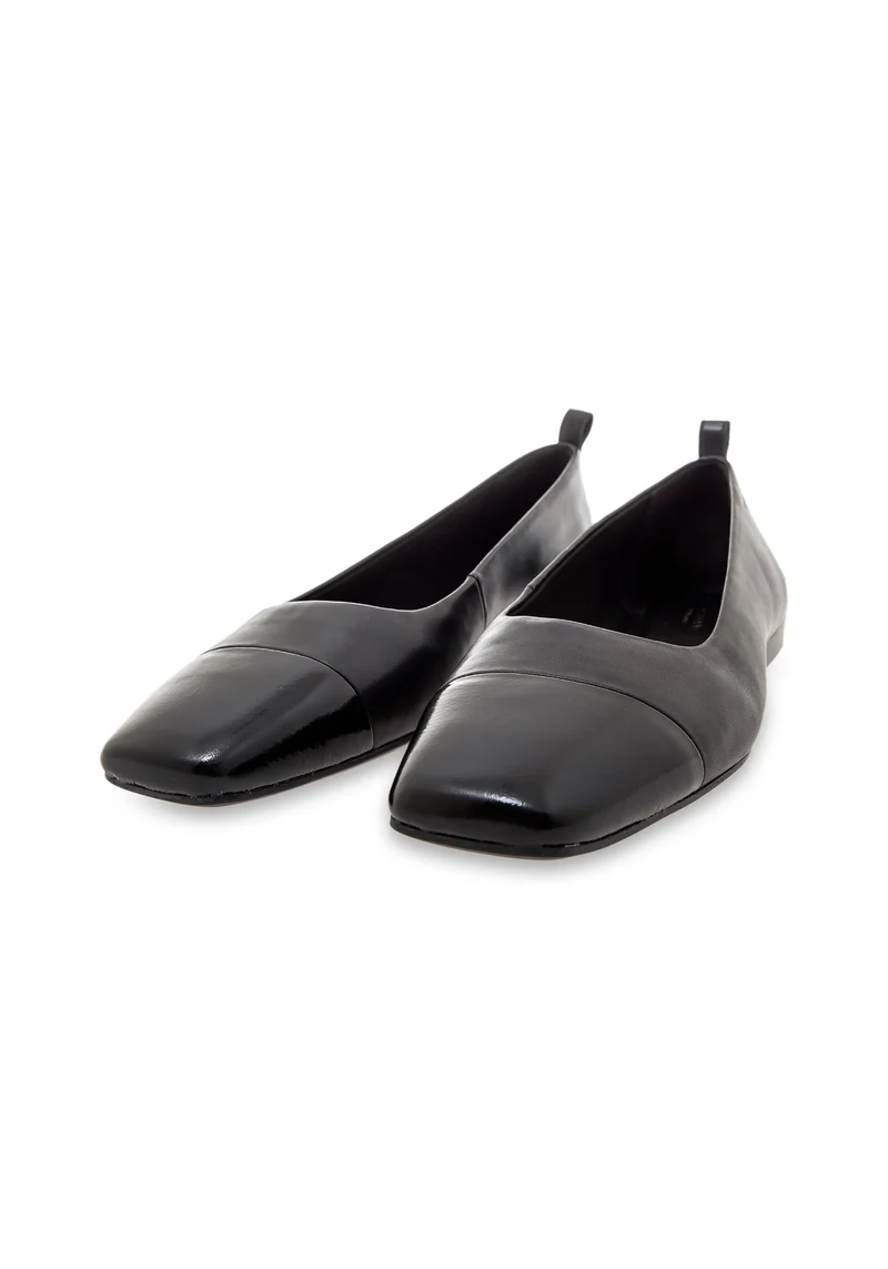 Delia 5707-062-20 black