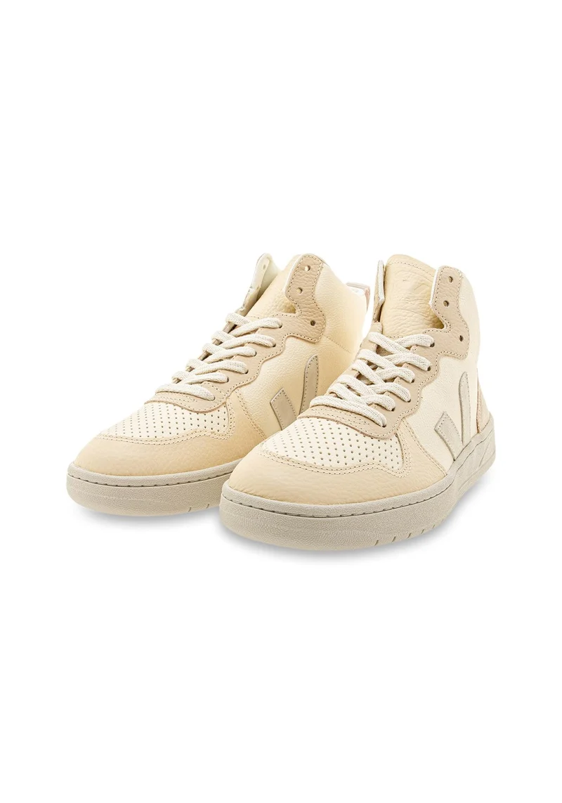 V-15 Chfree L cashew_pierre-mult