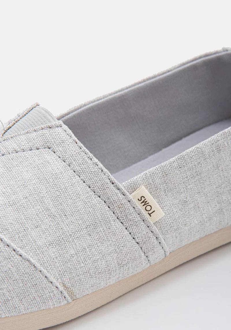 10015075 WM DRZ grey Slub Chambray