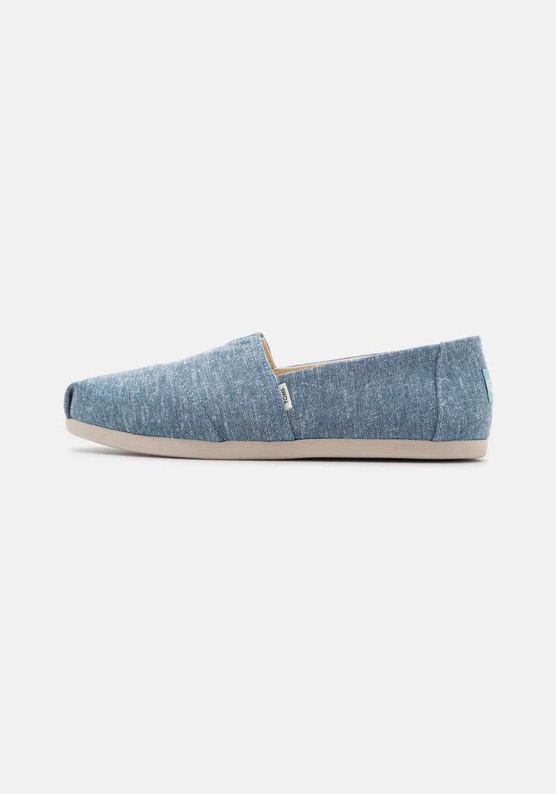 10014410 WM Blue Slub Chambray