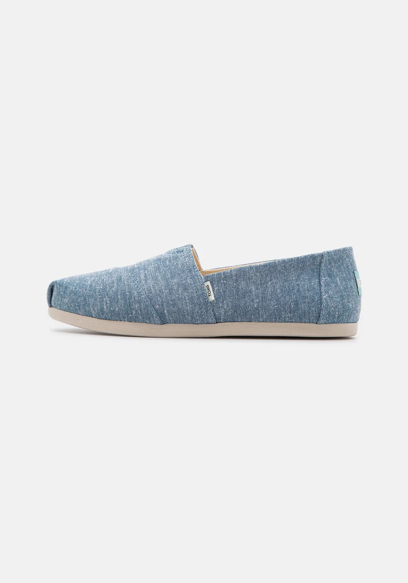 10014410 WM Blue Slub Chambray