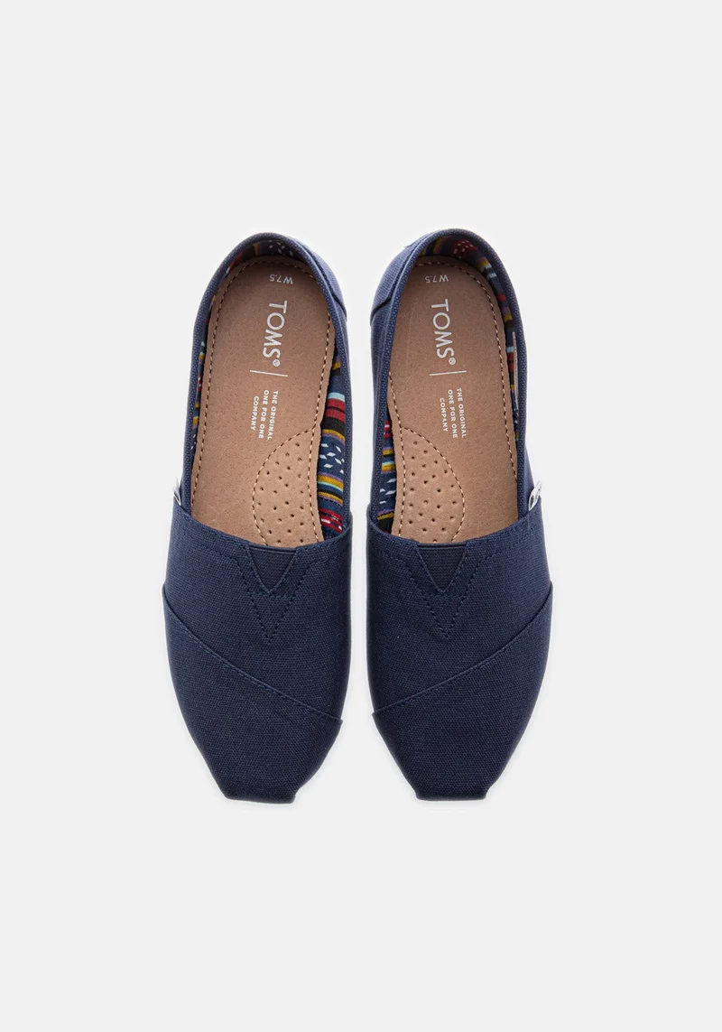 10000873 WM Canvas CLSC navy