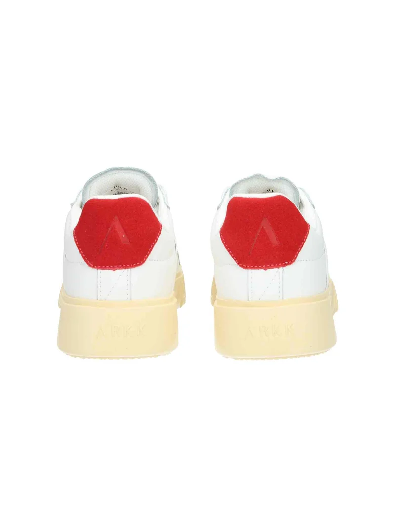 Essence White Red Vintage white red vintage