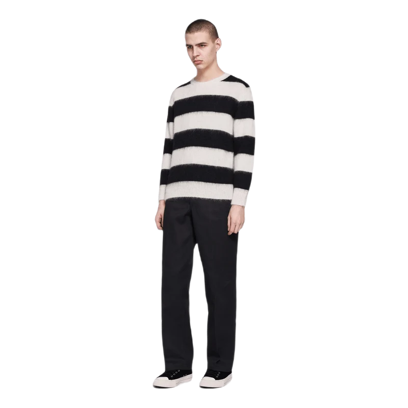Roundneck Sweater Black