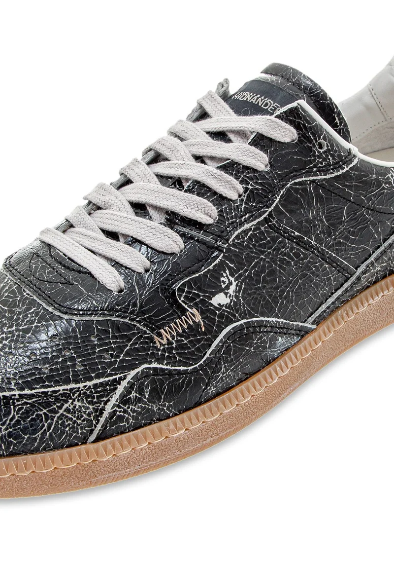 MEGA T M crinkled black/silver
