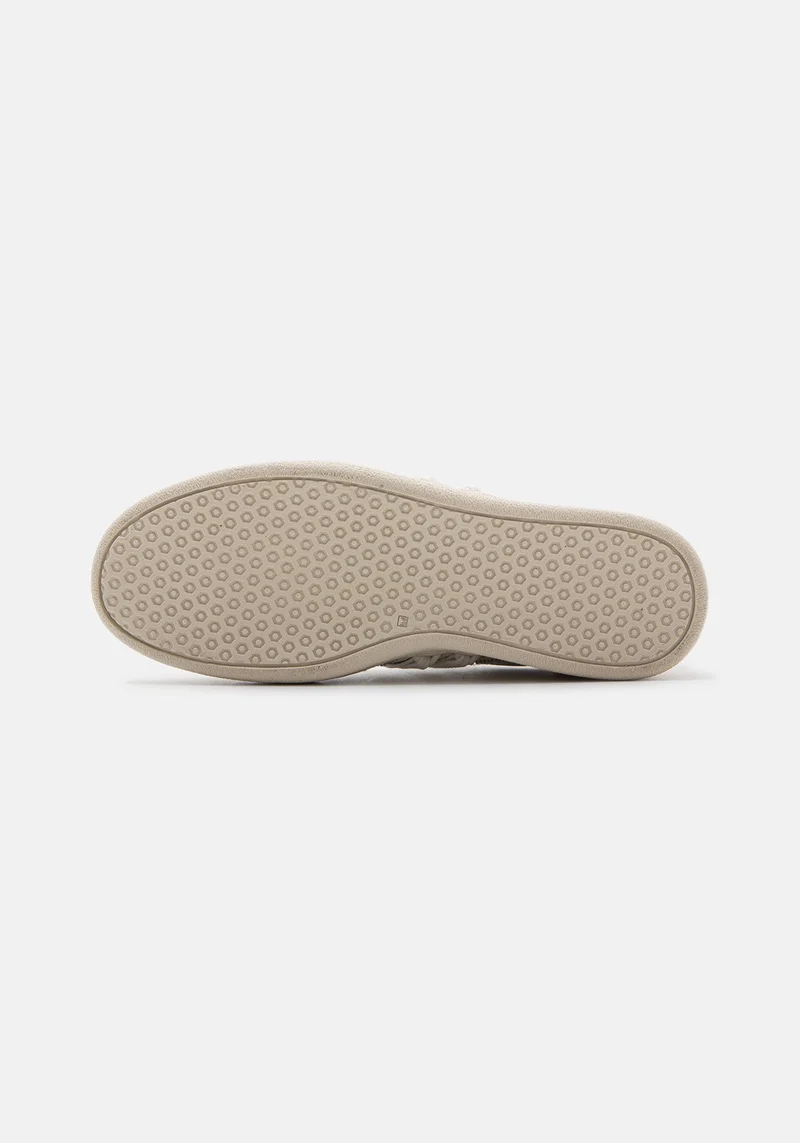 Stripeless Ultimate white/powder pink