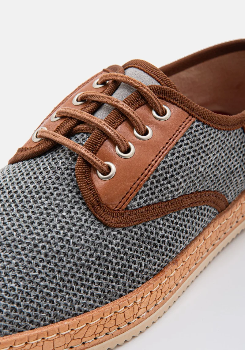 Bluish 2 grey/cognac