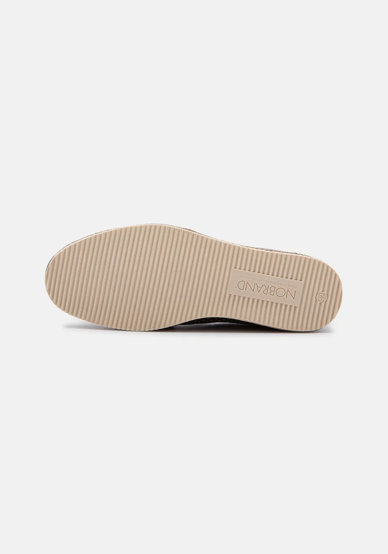 Cox 3 black