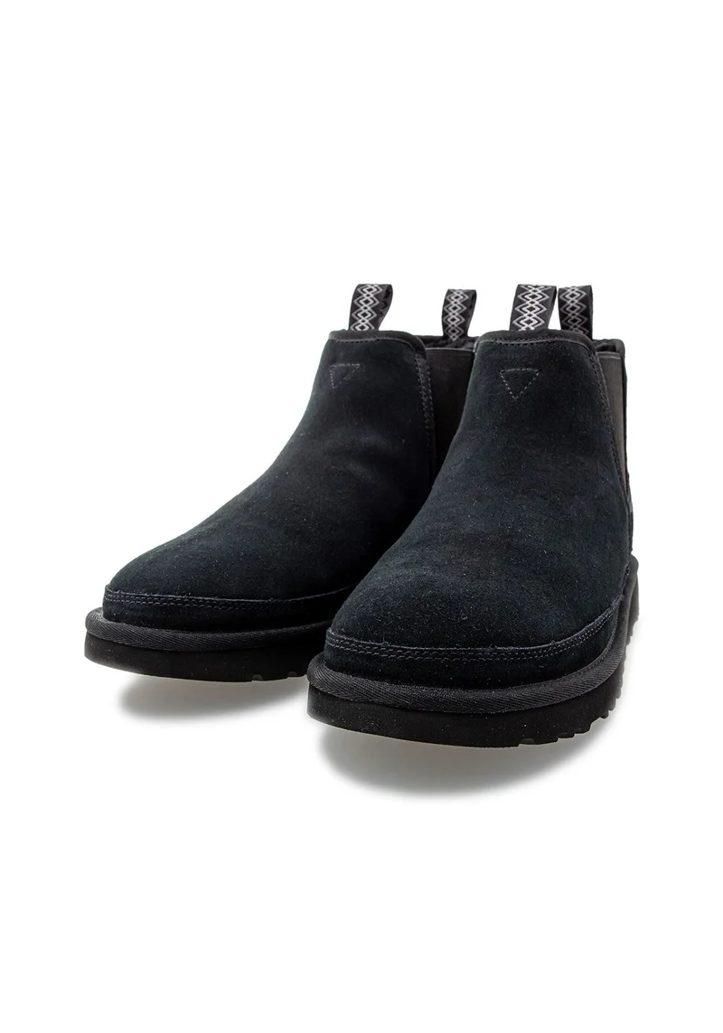 M Neumel Chelsea black