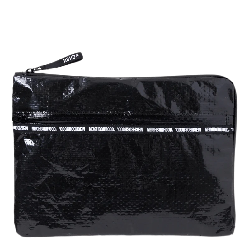 Doller / P-case Black