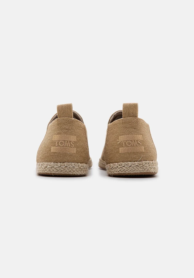 10016282 MN Deconstructed Eco Dye tan