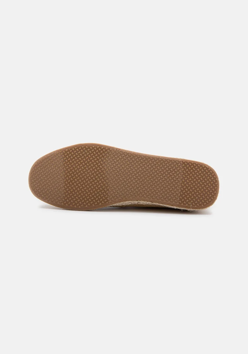 10016282 MN Deconstructed Eco Dye tan
